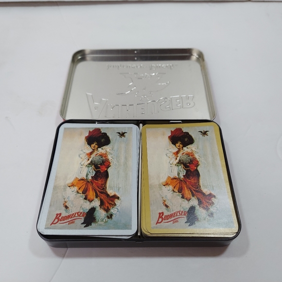 Anheuser Busch Budweiser Budweiser Girl 2-Decks Playing Cards in Tin Box 1991 - Picture 4 of 8